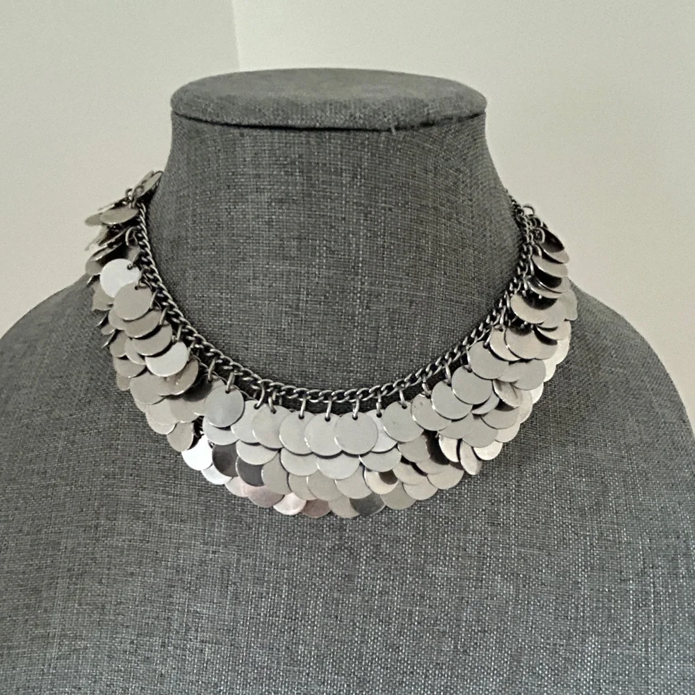 Necklace - Picture 1 of 2